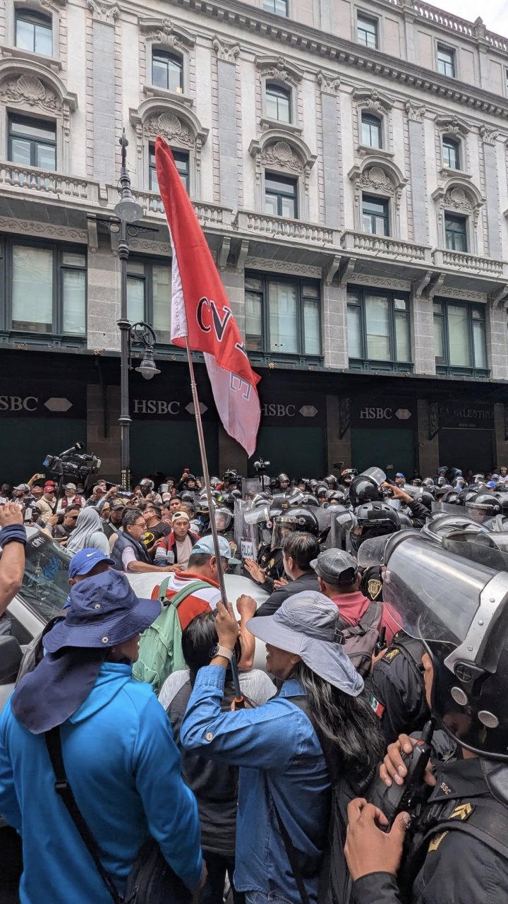 Reprimen a sección XXII de la CNTE